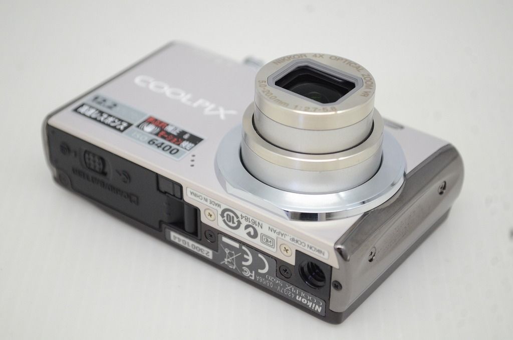 Nikon ニコン COOLPIX S620 コンパクトデジタルカメラ パールホワイト