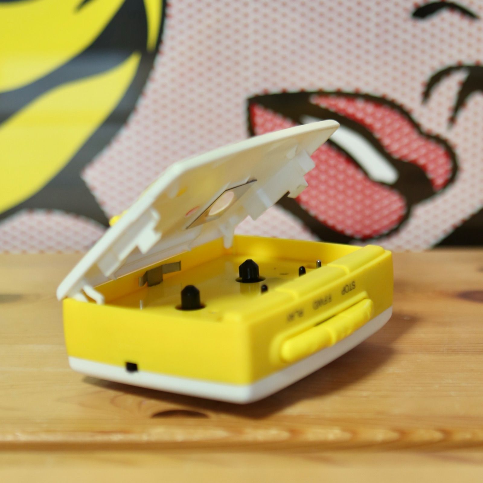 TOSHIBA LT-300 TWE Tweety Bird｜整備済み 動作品 カセットプレーヤー
