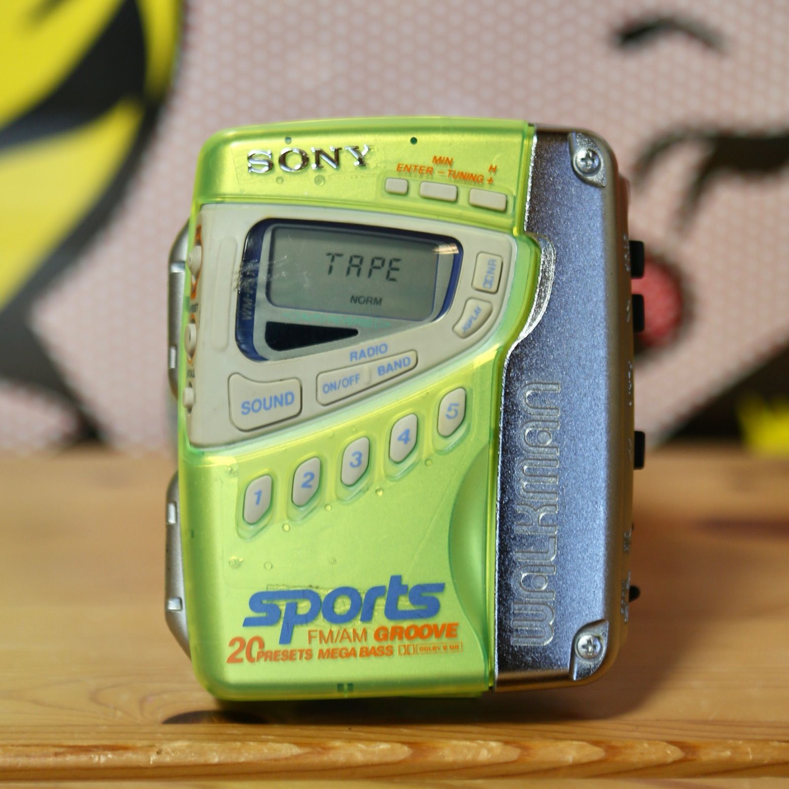 SONY SPORTS WALKMAN WM-FS1 MEGABASS搭載 防滴仕様 ウォークマン