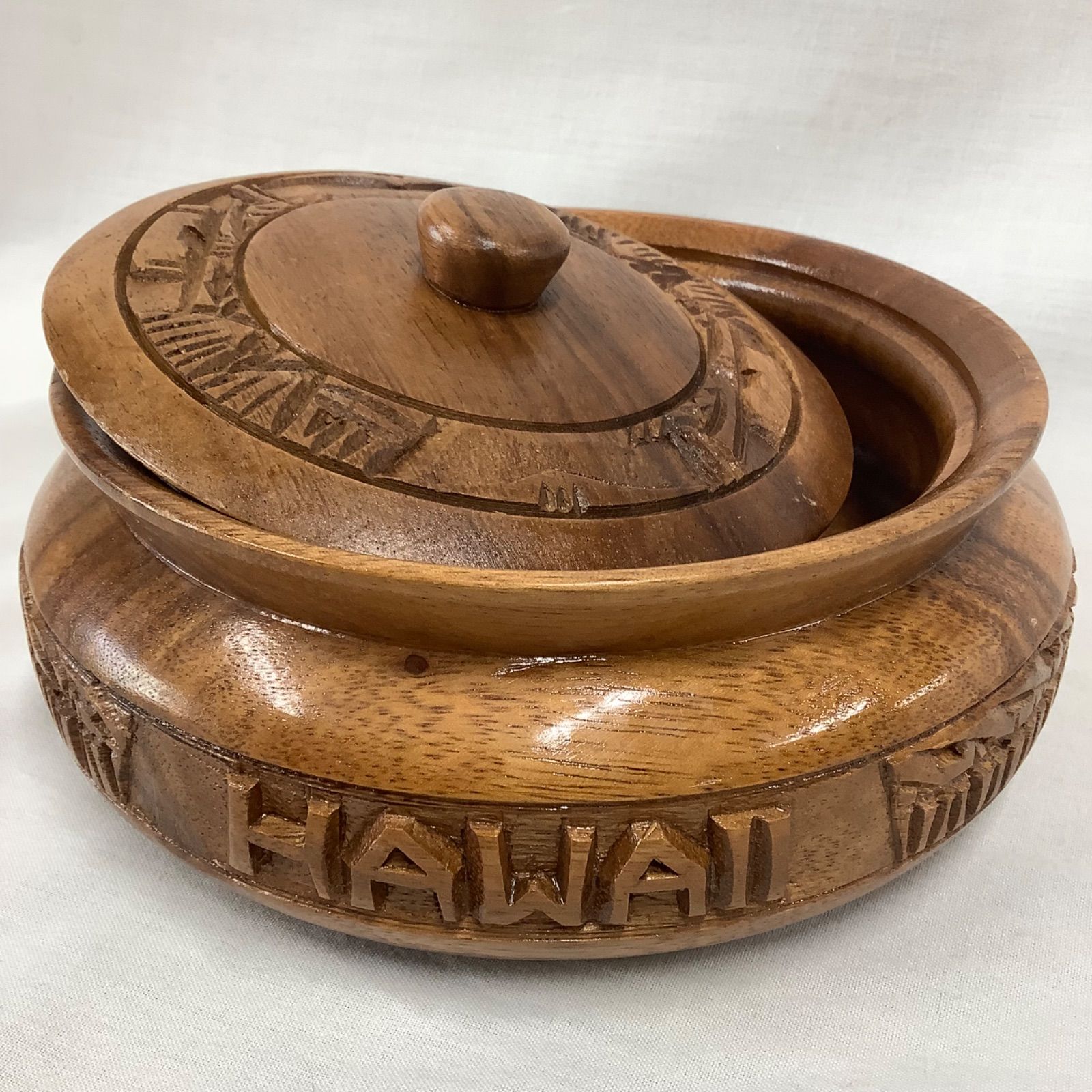 HAWAII 木製 蓋付お菓子入れ ハワイ土産 木彫り D337 - メルカリ