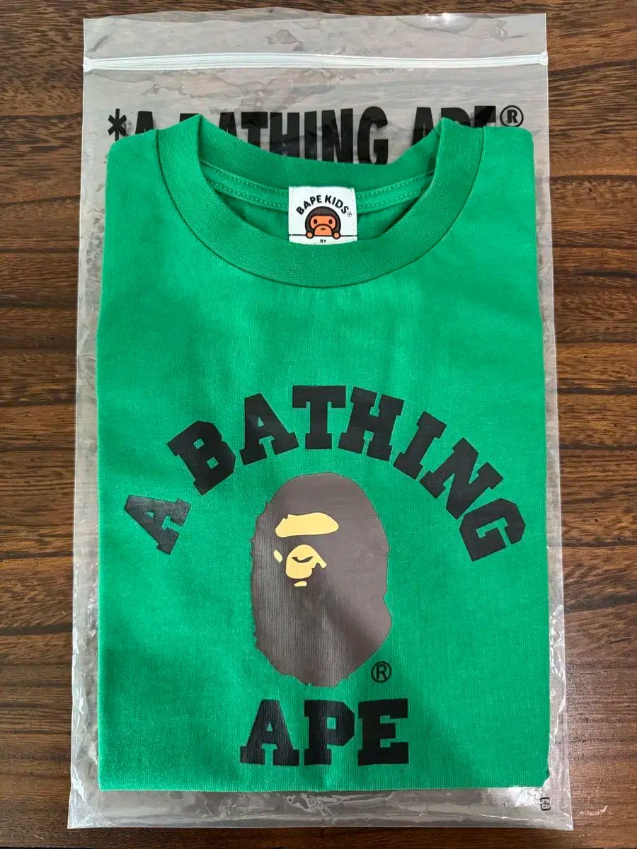 A BATHING APE アベイシングエイプ キッズ 半袖 Tシャツ 即納対応 半袖