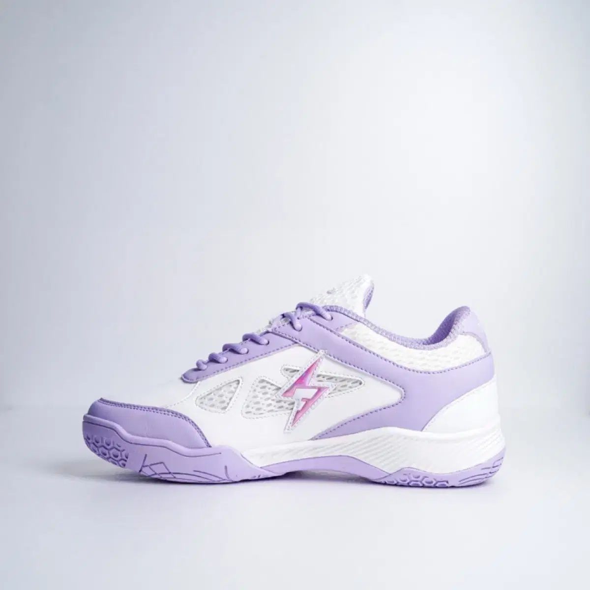 フローメント ツアー 500 プロ バドミントン 靴