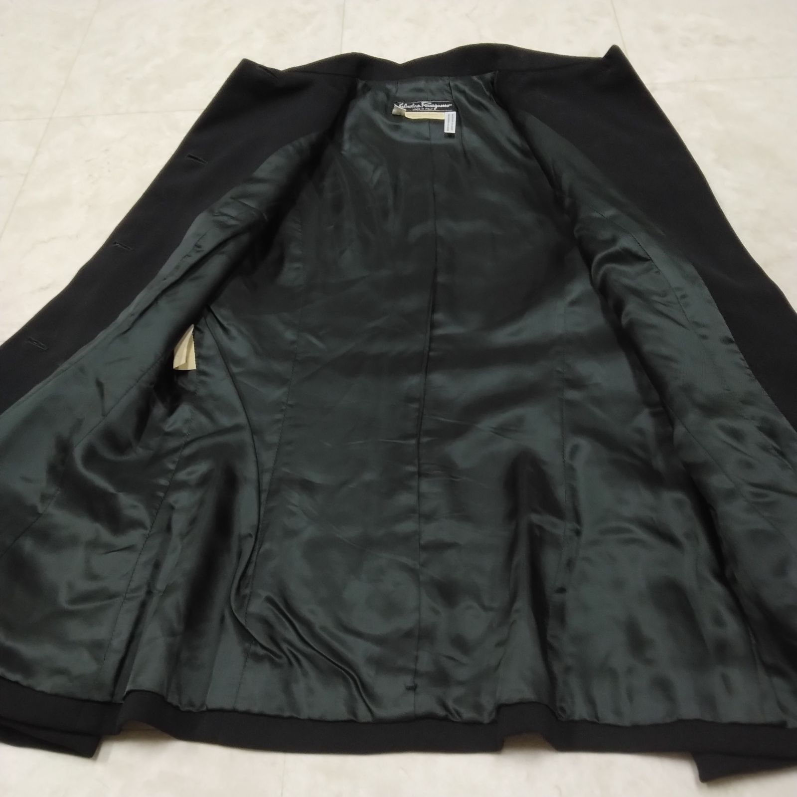 Salvatore Ferragamo サルヴァトーレフェラガモ ジャケット サイズ42