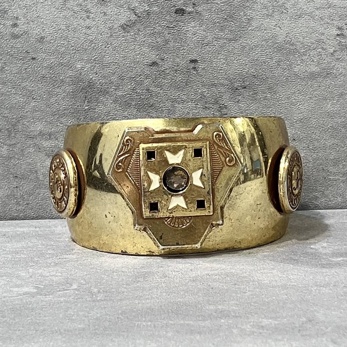 Jean Paul GAULTIER 装飾ゴールドバングル ゴールド ホワイト ブラック ジャンポールゴルチエ