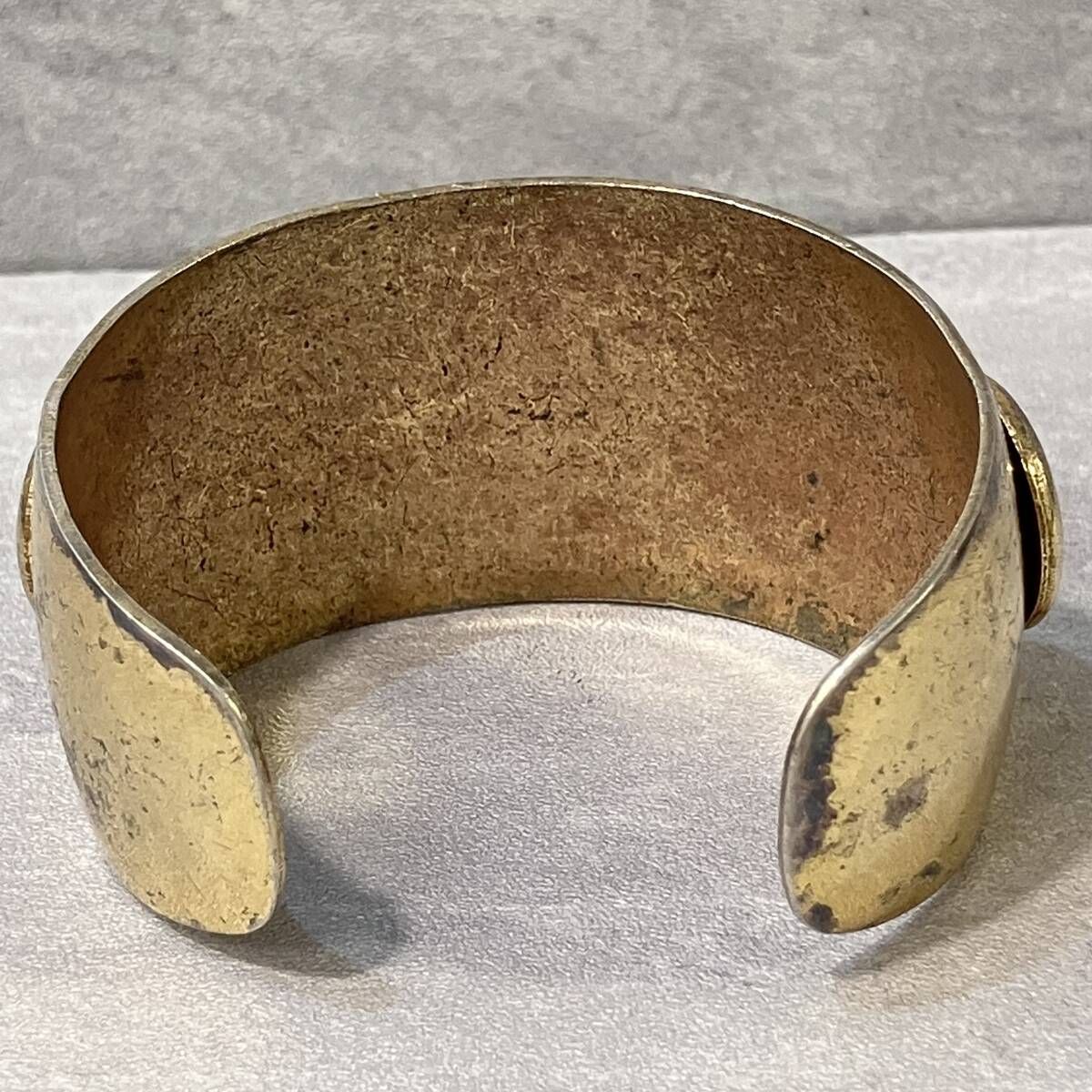  Jean Paul GAULTIER 装飾ゴールドバングル ゴールド ホワイト ブラック ジャンポールゴルチエ その他 アクセサリー