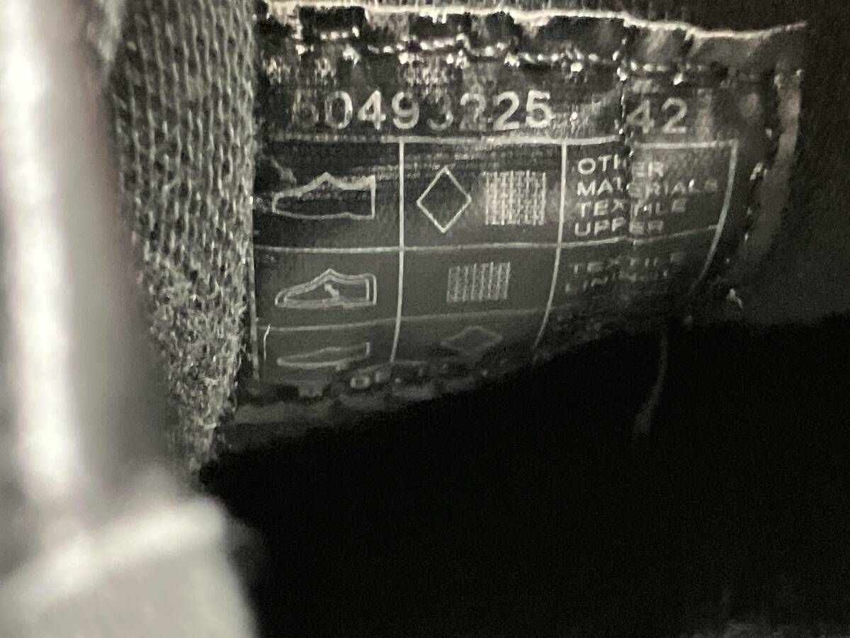 ボス スニーカー