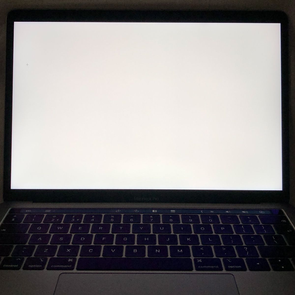 【ジャンク品】Apple MacBook Pro11 ◇ジャンク品・本体のみ◇Apple MacBook Pro (13インチ 2019)【Touch