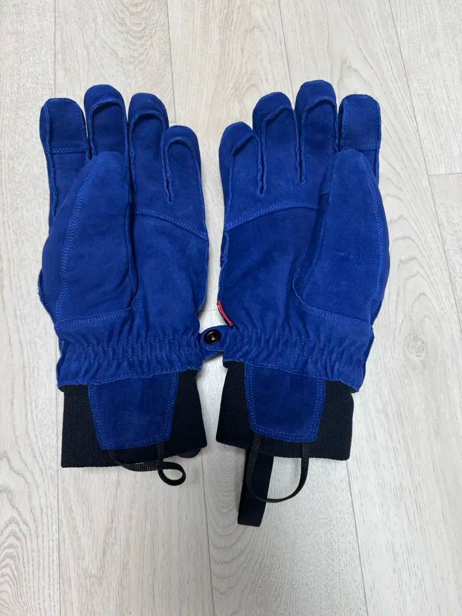 L シュプリーム ザノースフェイス スウェード 手袋