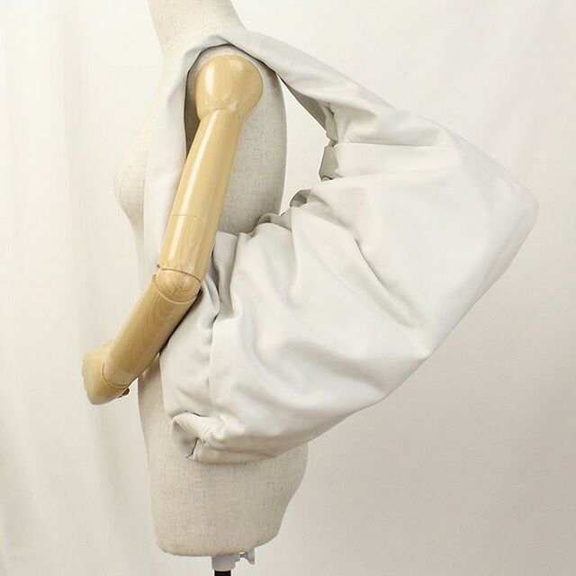 ボッテガヴェネタ BOTTEGA