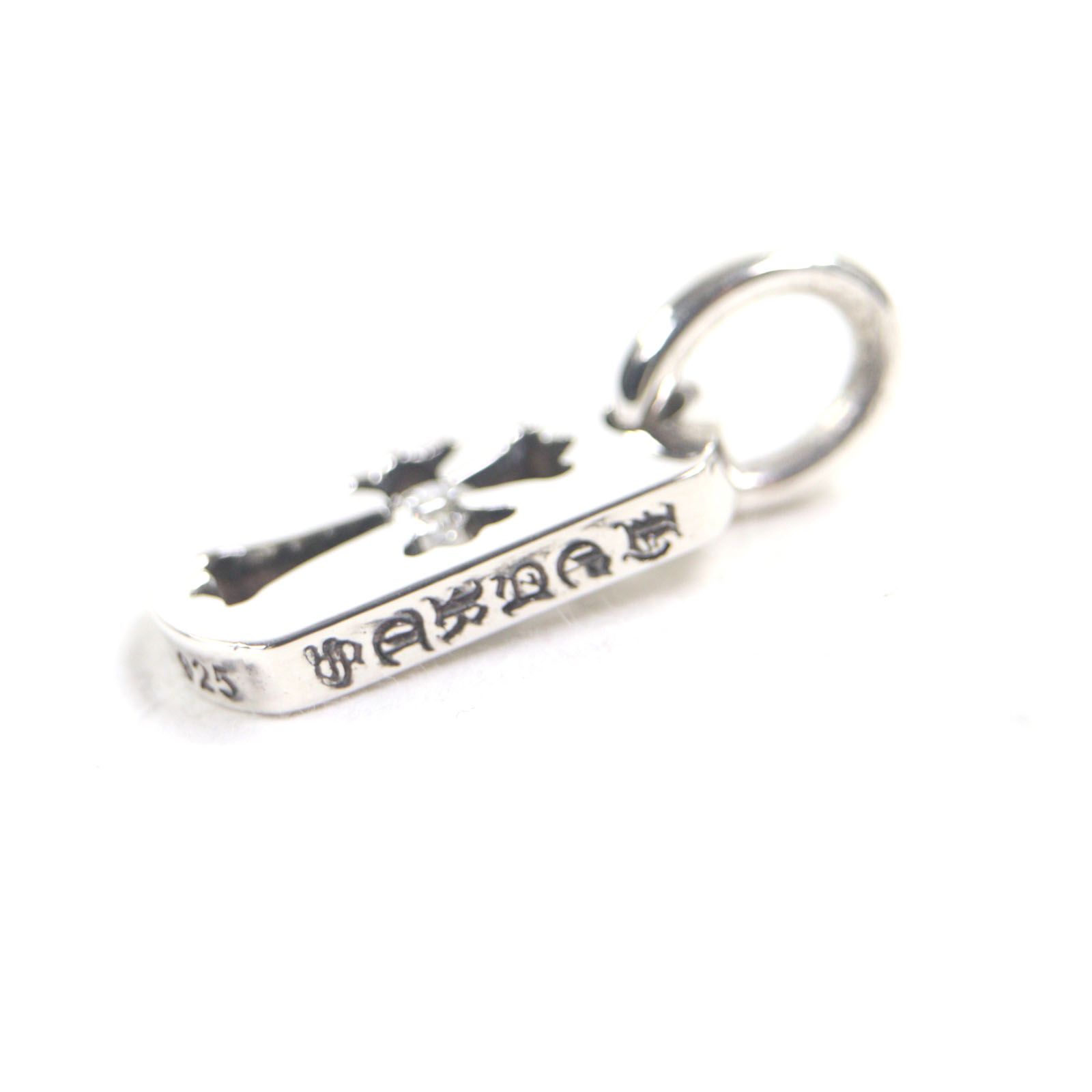 CHROME HEARTS クロムハーツ タイニーカットアウトクロス 925 1 Pダイヤモンド ペンダントトップ シルバー 箱 保存袋付き 重量2 86 g メンズ テーパードデニム その他 