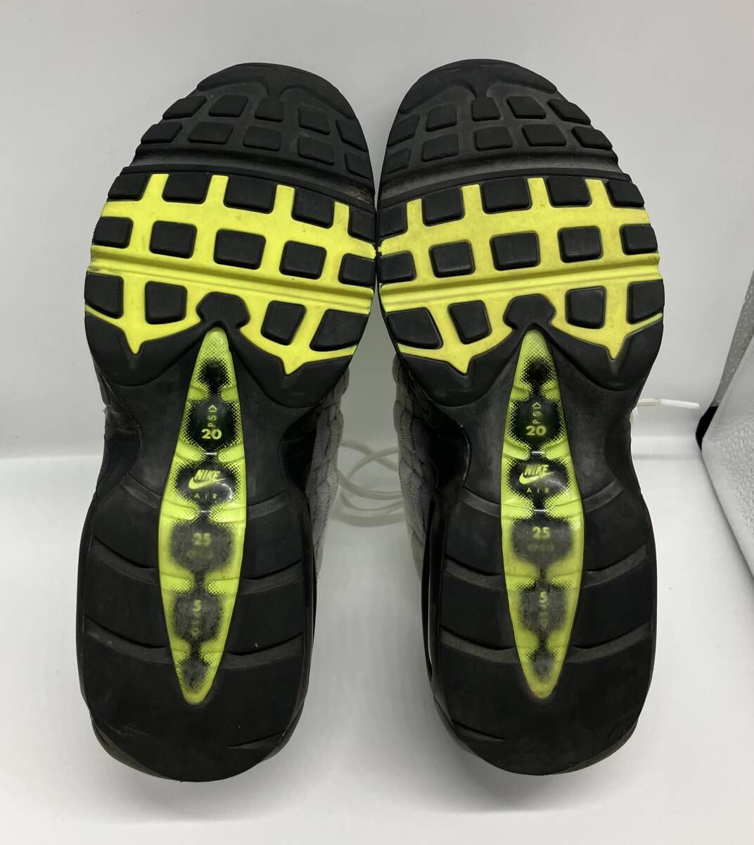 NIKE ナイキ スニーカー Air Max 95 エアマックス95 OG Yellow Gradation イエローグラデーション シミあり 554970-071 24cm ベトナム製