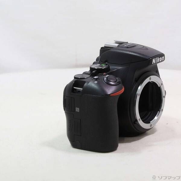 中古品〕 NIKON D5600 ボディ【269】 - メルカリ