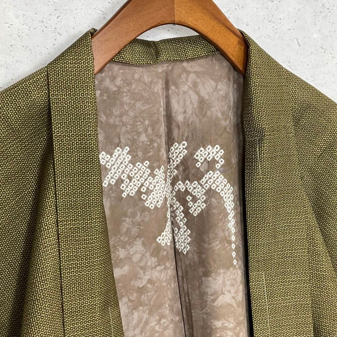 ⬛️ kimono one⬛️男前屋⬛️厳選⬛️珍色⬛️ 同然⬛️男長羽織⬛️本場奄美大島紬⬛️亀甲⬛️仕付け糸付⬛️裄70 5丈95⬛️男着物男長羽織男襦袢男袴角帯男帯