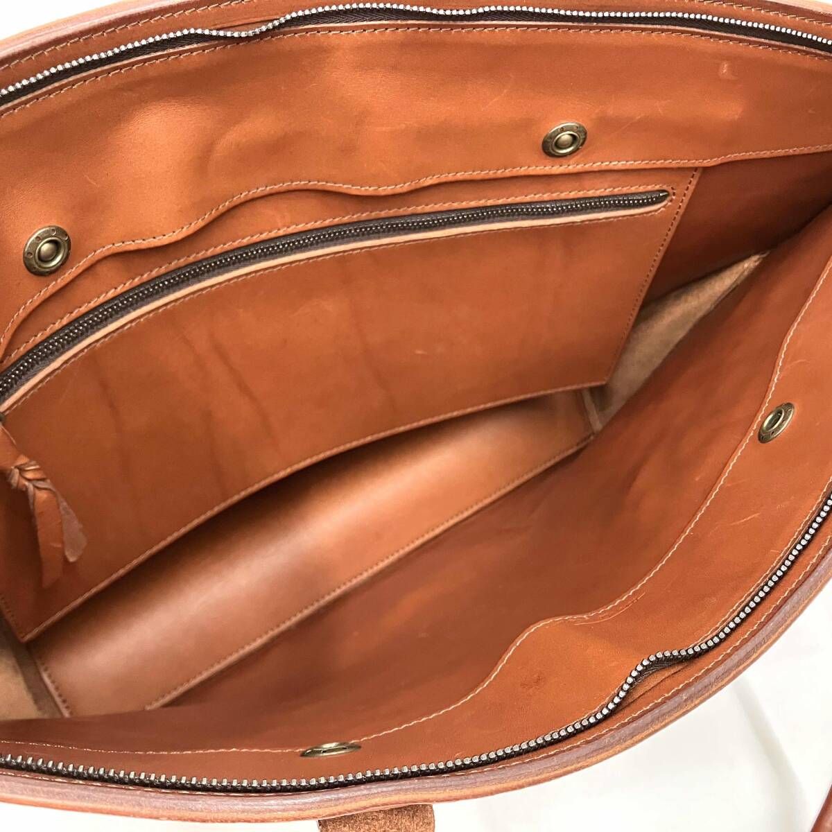 レザートートバッグ