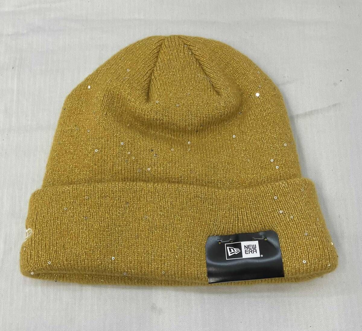 タグ付き Supreme NewEra Metallic Arc Beanie GOLD