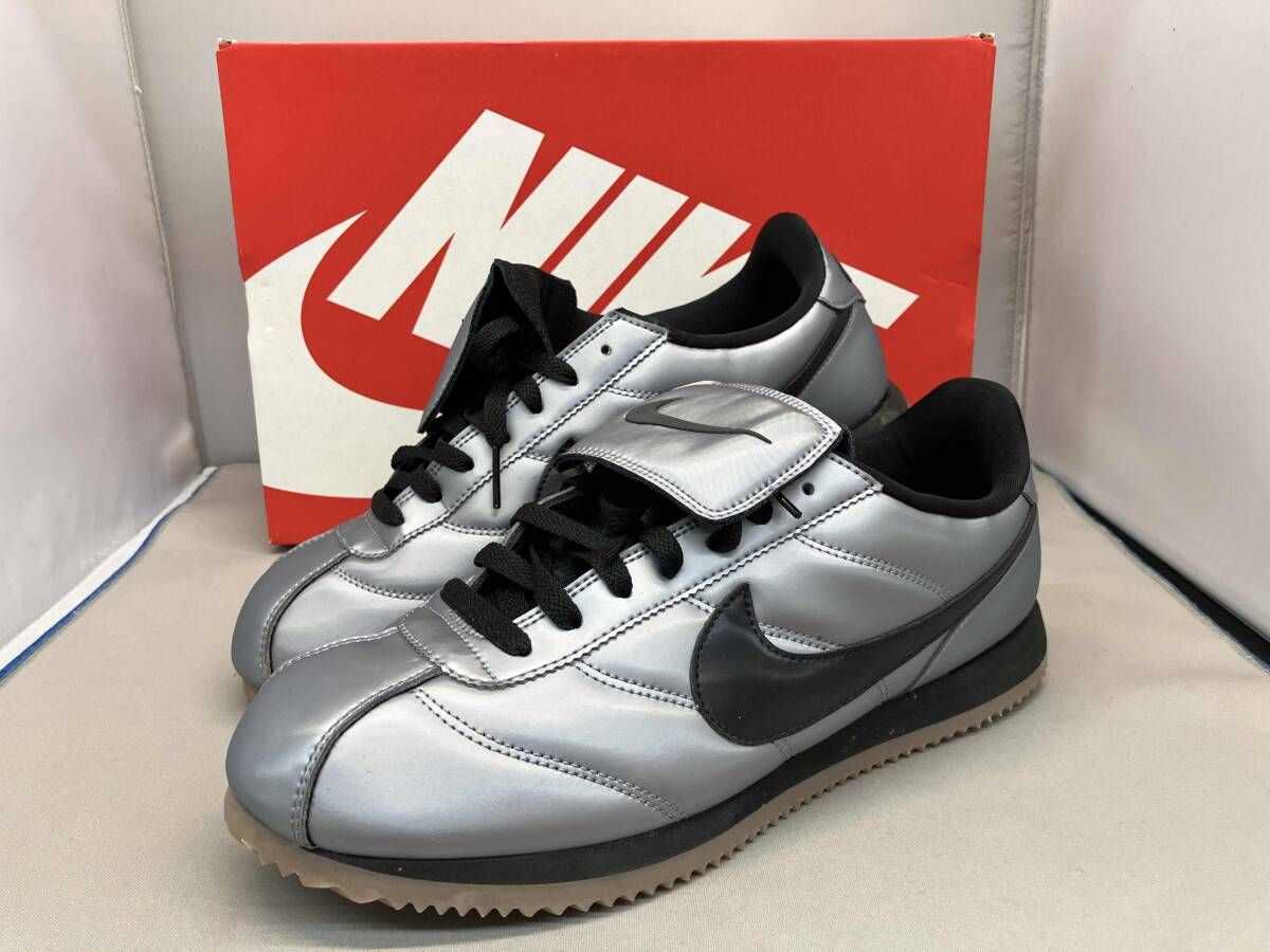 NIKE Cortez SE Tiempo Pack スニーカー Metallic Cool Grey HQ3490