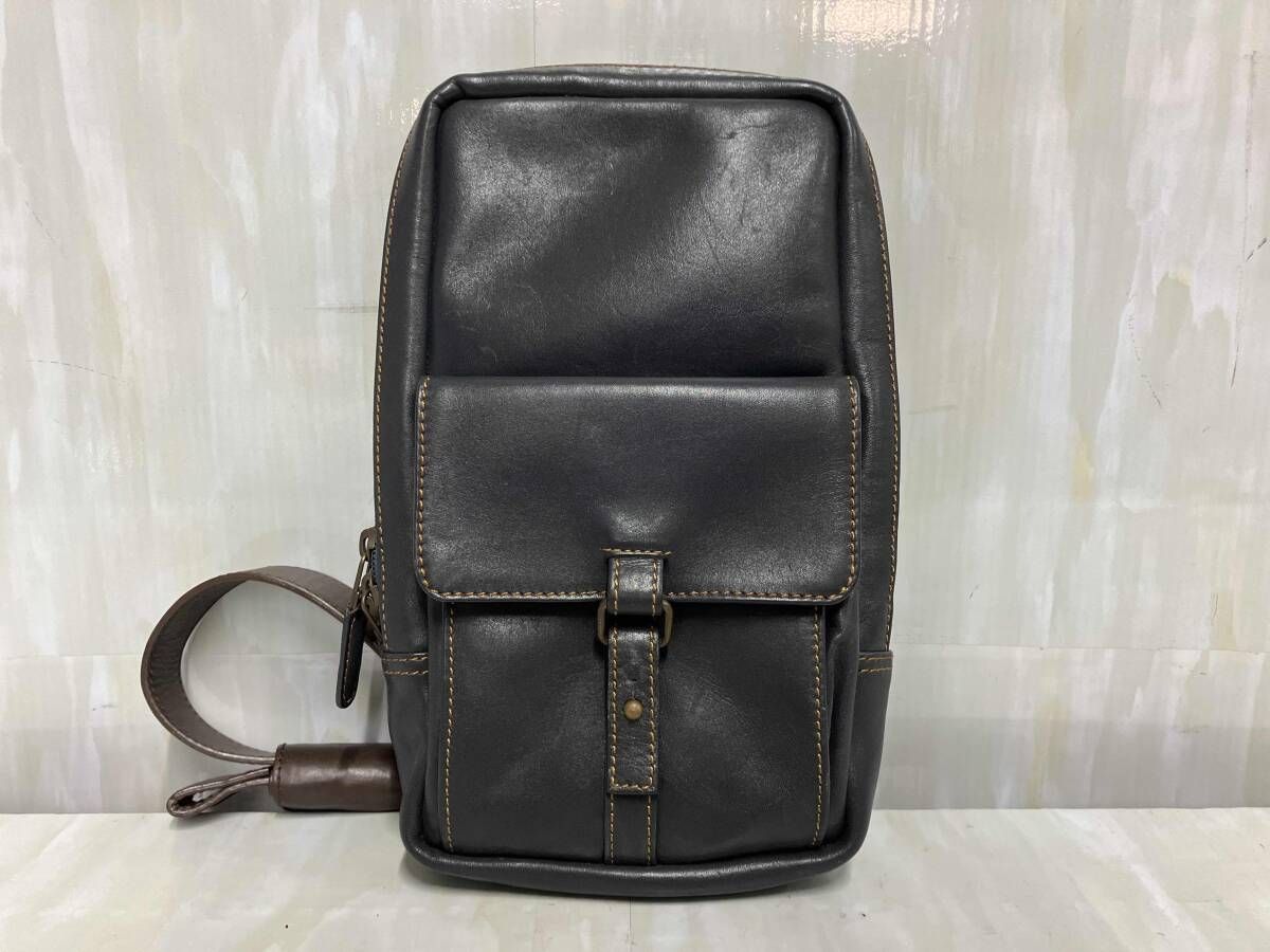 MOTHERHOUSE マザーハウス ボディバッグ レザー ネイビー