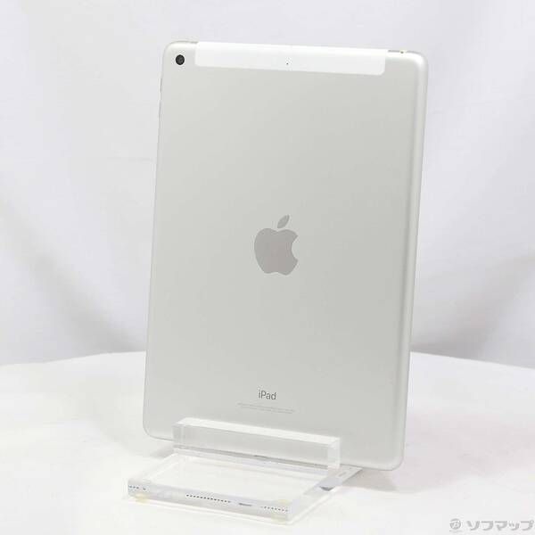 中古品〕 iPad 第6世代 32GB シルバー MR6P2J／A docomoロック解除SIM