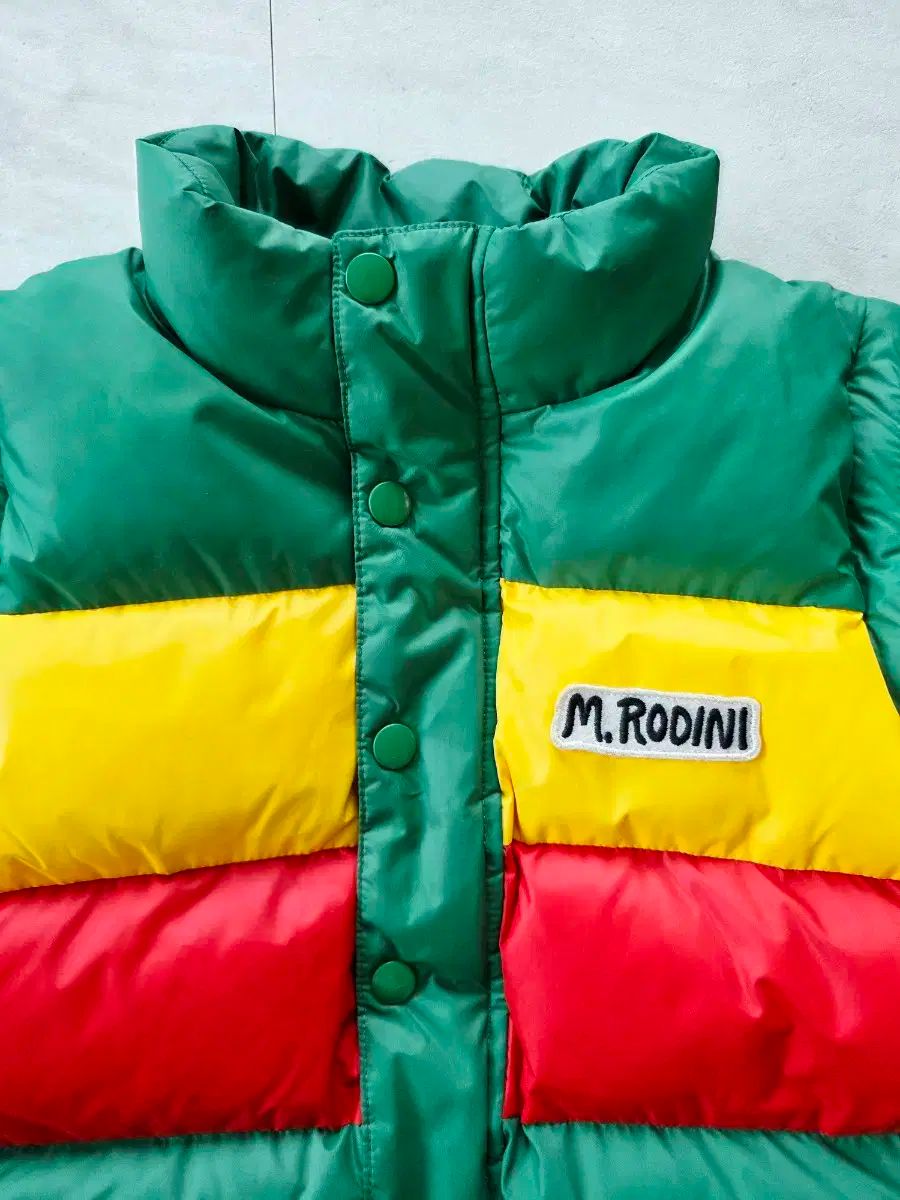 ミニロディーニ キッズ ダウンジャケット 135 7歳 9歳