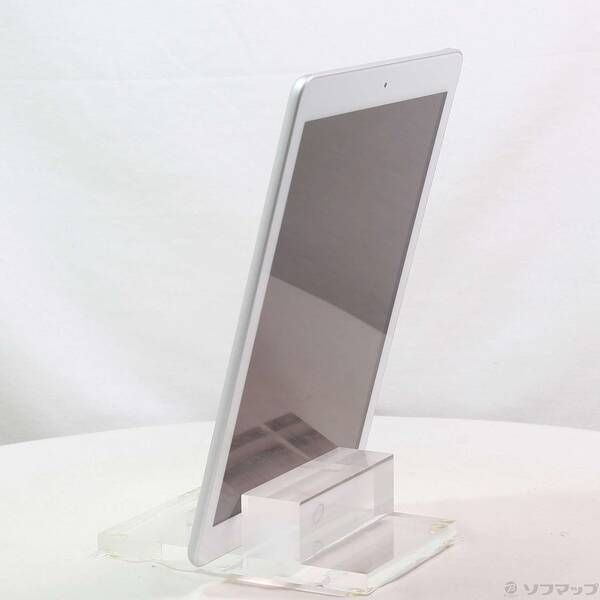 中古品〕 iPad 第5世代 128GB シルバー MP2J2J／A Wi-Fi【377】 - メルカリ