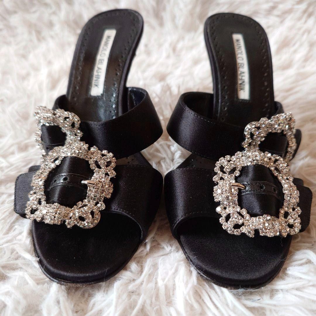★美品★マノロブラニク　ハンギシ　ミュール　サンダル　ブラック　35 ビジュー マノロブラニク ミュール ハイヒール パンプス サンダル ビジュー