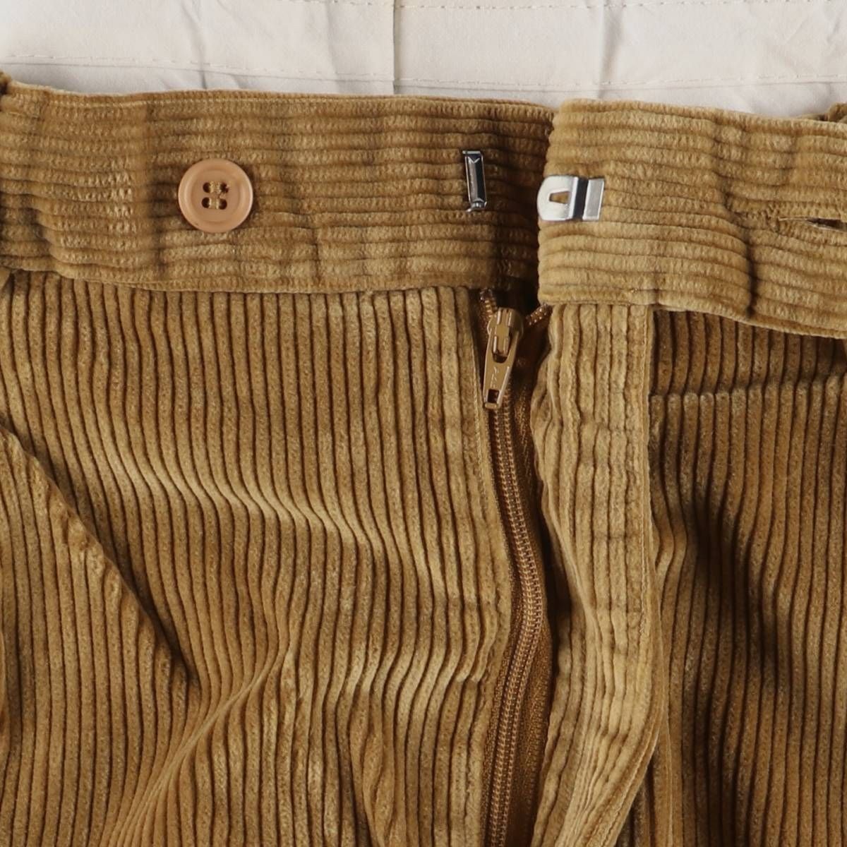 コーデュロイパンツ 英国製