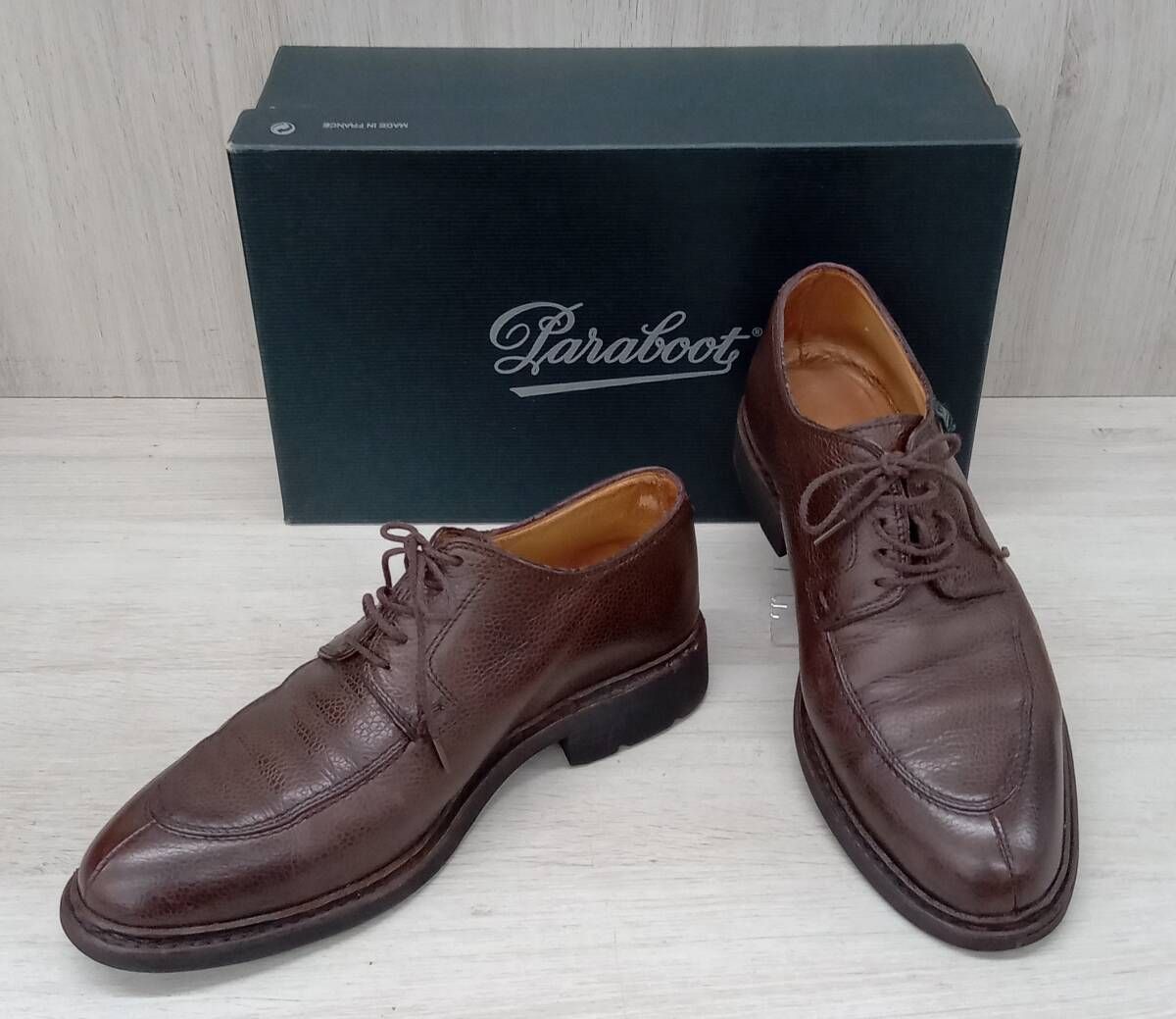 真作】絵画 油彩8号 木立の向こうの白い家 異国情緒あふれる風景画 W93