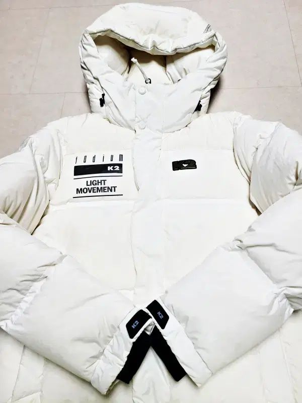 SUJI着用/K2(ケイツー) ポディウム 白 グースダウン ダウンジャケット