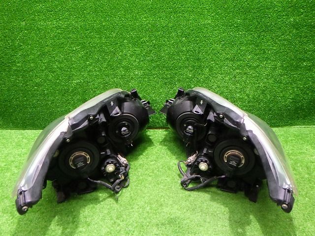 トヨタ純正 プリウス30前期 ハロゲンヘッドライト 左右セット⭐中古品⭐ 30プリウス ヘッドライト 左右 ハロゲン ZVW30 前期 47-29 ホ トヨタ