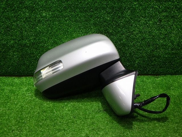 パッソ　セッテ　右ドアミラー　M502E　M512E　カラー1E7　7P　87910-B1210　トヨタ　251122035