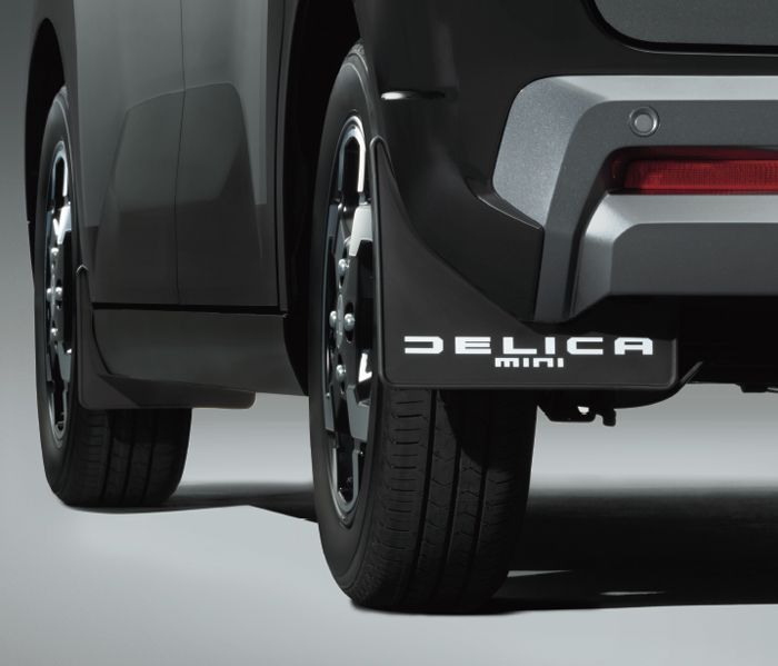 新型デリカミニ マッドフラップ ブラック 三菱 純正 アクセサリー 純正