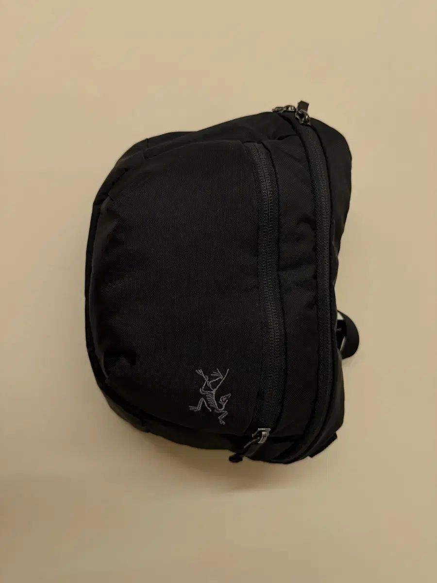 ARC TERYX アークテリクス Mantis ２ マンティス２ ブラック 旧モデル