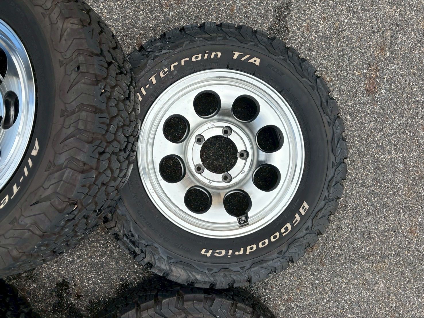  2510 44 2 超 ガルシア パーム8 マルカサービス 16インチ ジムニー BFグッドリッチ オールテレーン LT 215 70 R 16 メタリックグレーポリッシュ 6 J 5 16インチ タイヤ ホイールセット