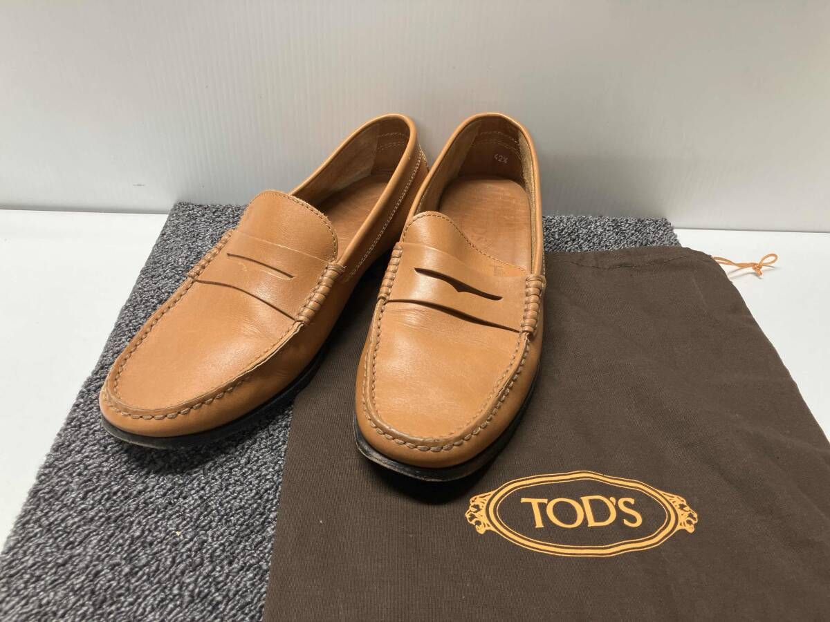 TOD'S ブラウン ローファー