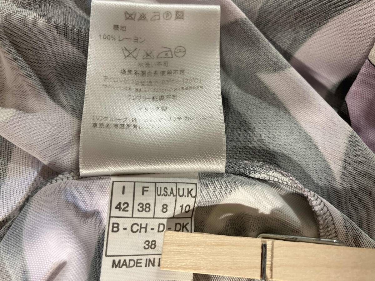  EMILIO PUCCI Vネックフラワーデザインワンピース エミリオプッチ 総柄 イタリア製 レーヨン ピンク グレー その他 ワンピース