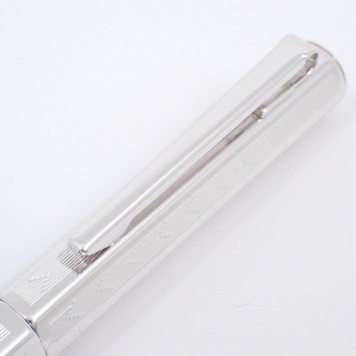 シェブロン シルバー