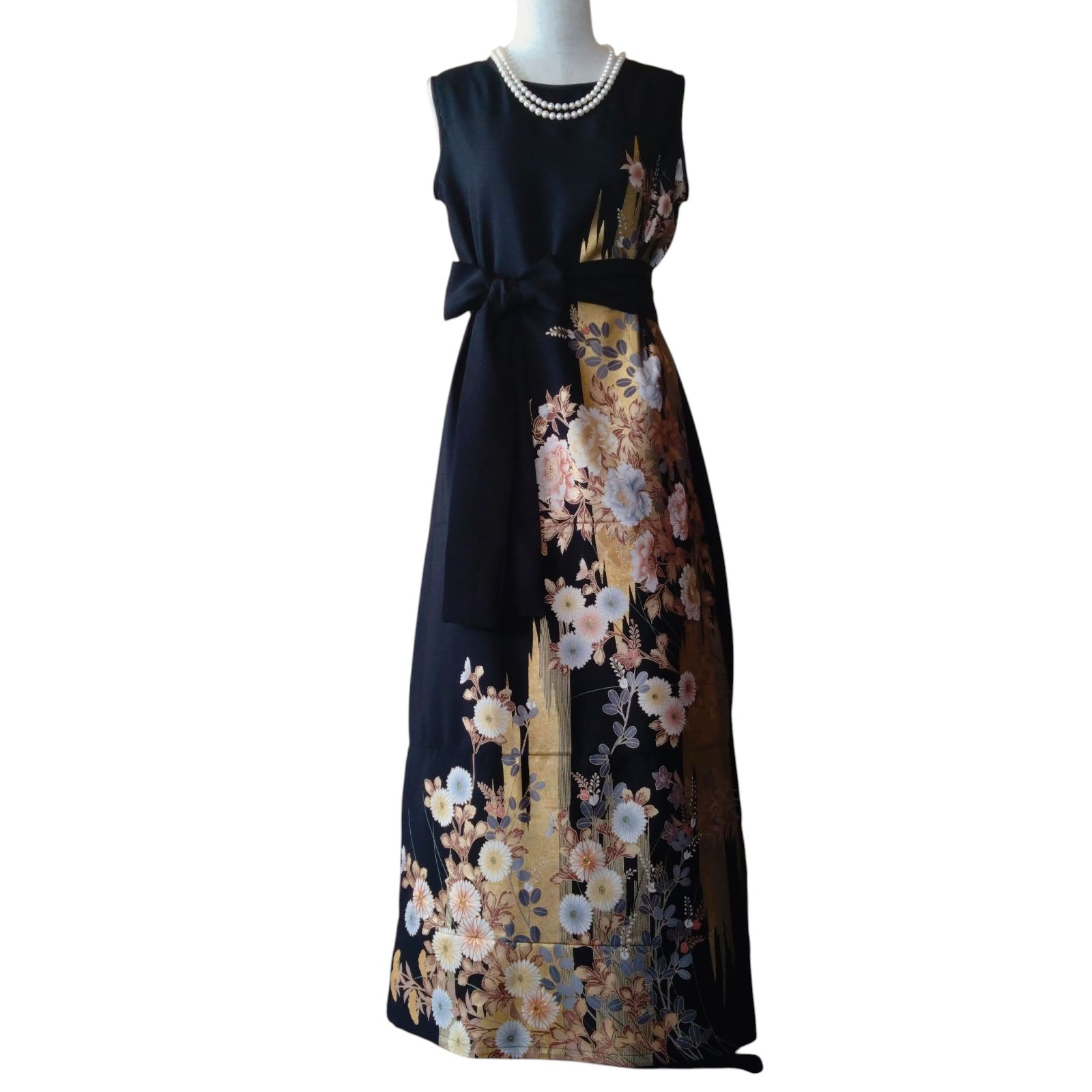 ❦Kaena❦ 着物リメイク ワンピース ロング ドレス 黒留袖 ウエストベルト紐付き 後ろ開きボタン 金箔 金彩 牡丹 桔梗 撫子 結婚式 卒業式 パーティー ステージ衣装 オケージョン