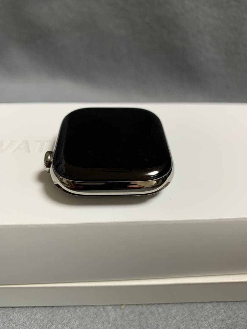 GPS＋Cellular版 64