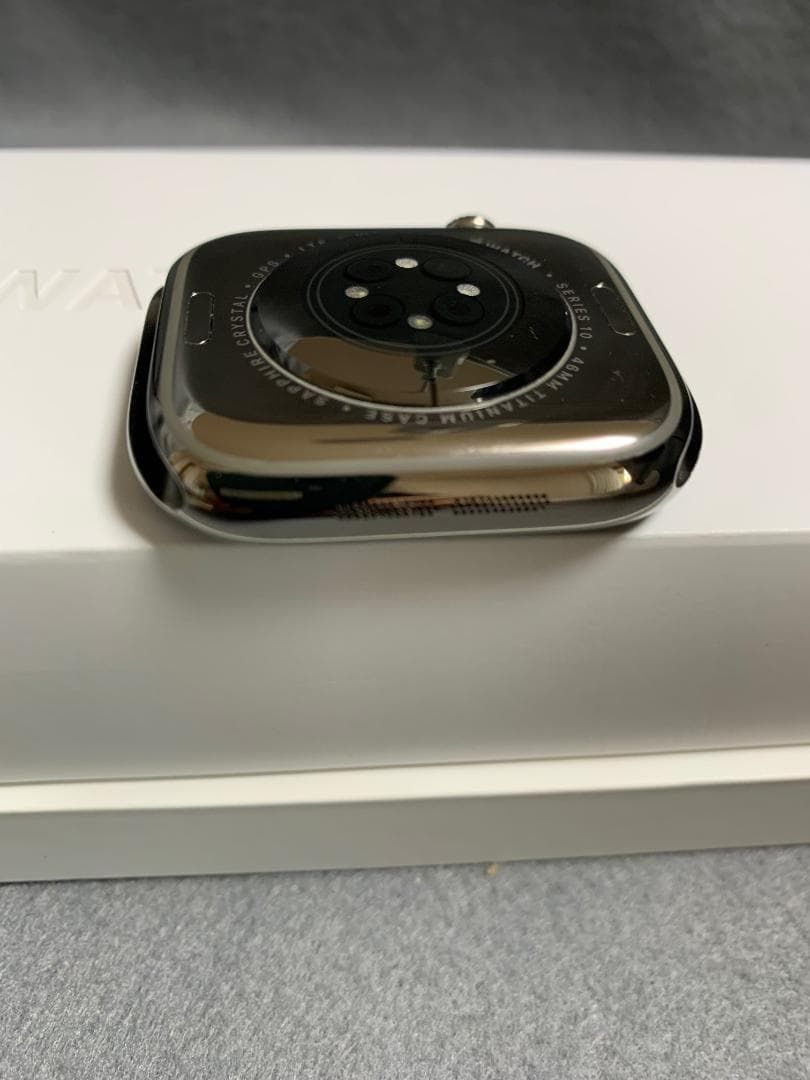  超 Apple Watch Series 10 GPS＋Cellular版 64 GB 46 mm ナチュラルチタニウム色 Apple Watch本体 スマートウォッチ ウェアラブル