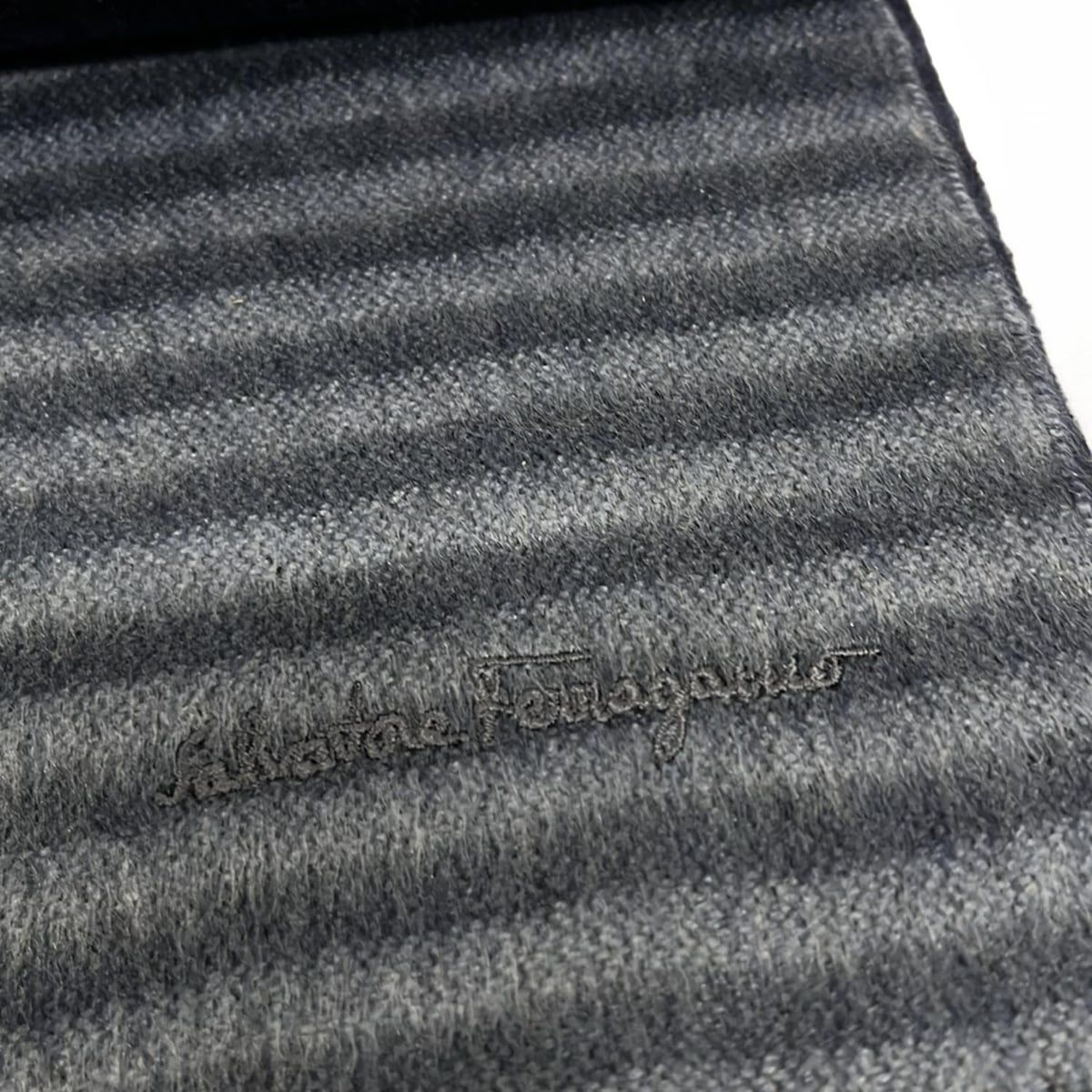 FERRAGAMO/SalvatoreFerragamo(サルバトーレフェラガモ) マフラー美品