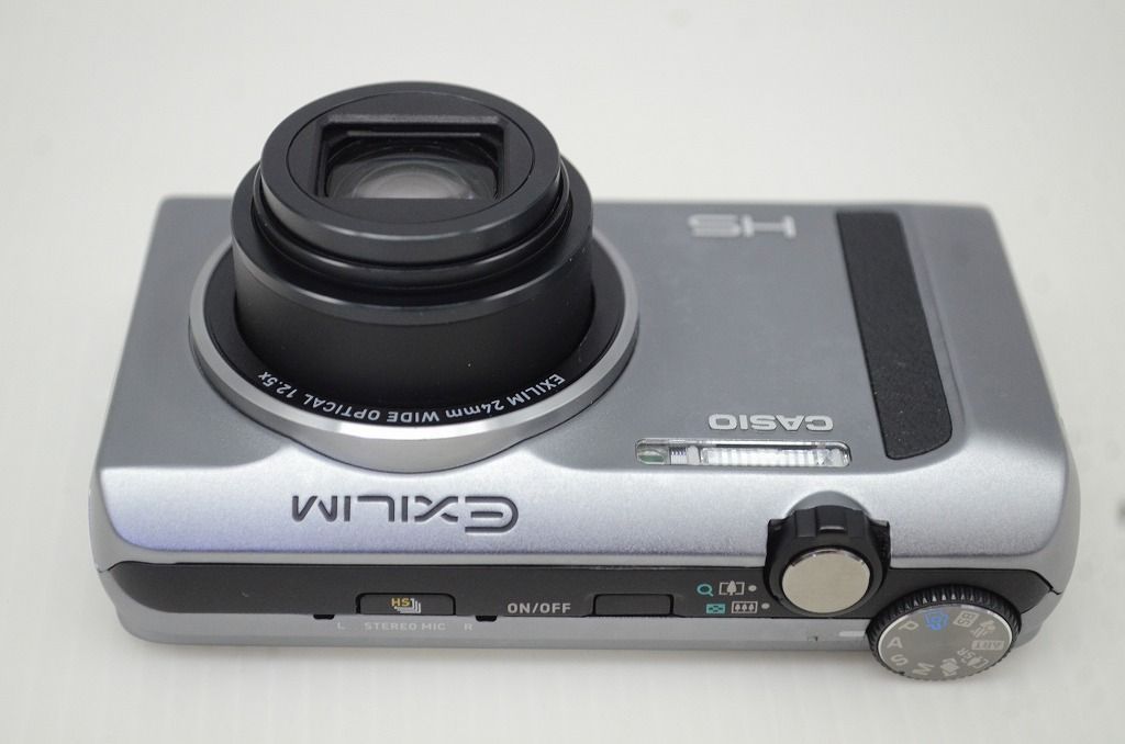 美品 CASIO カシオ HIGH SPEED EXILIM EX-ZR400 コンパクトデジタル