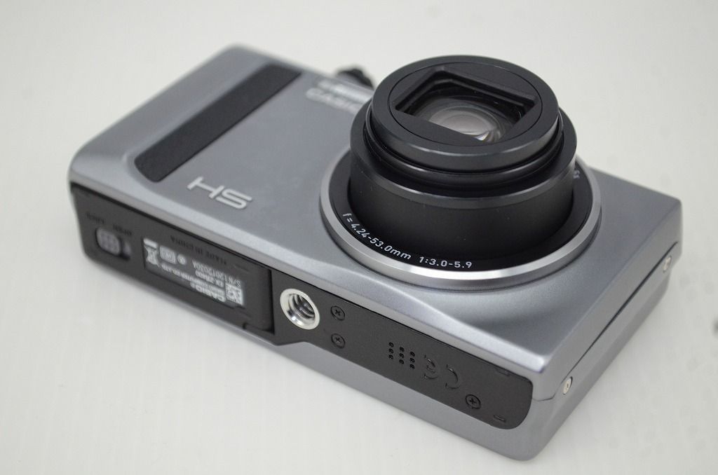 美品 CASIO カシオ HIGH SPEED EXILIM EX-ZR400 コンパクトデジタル