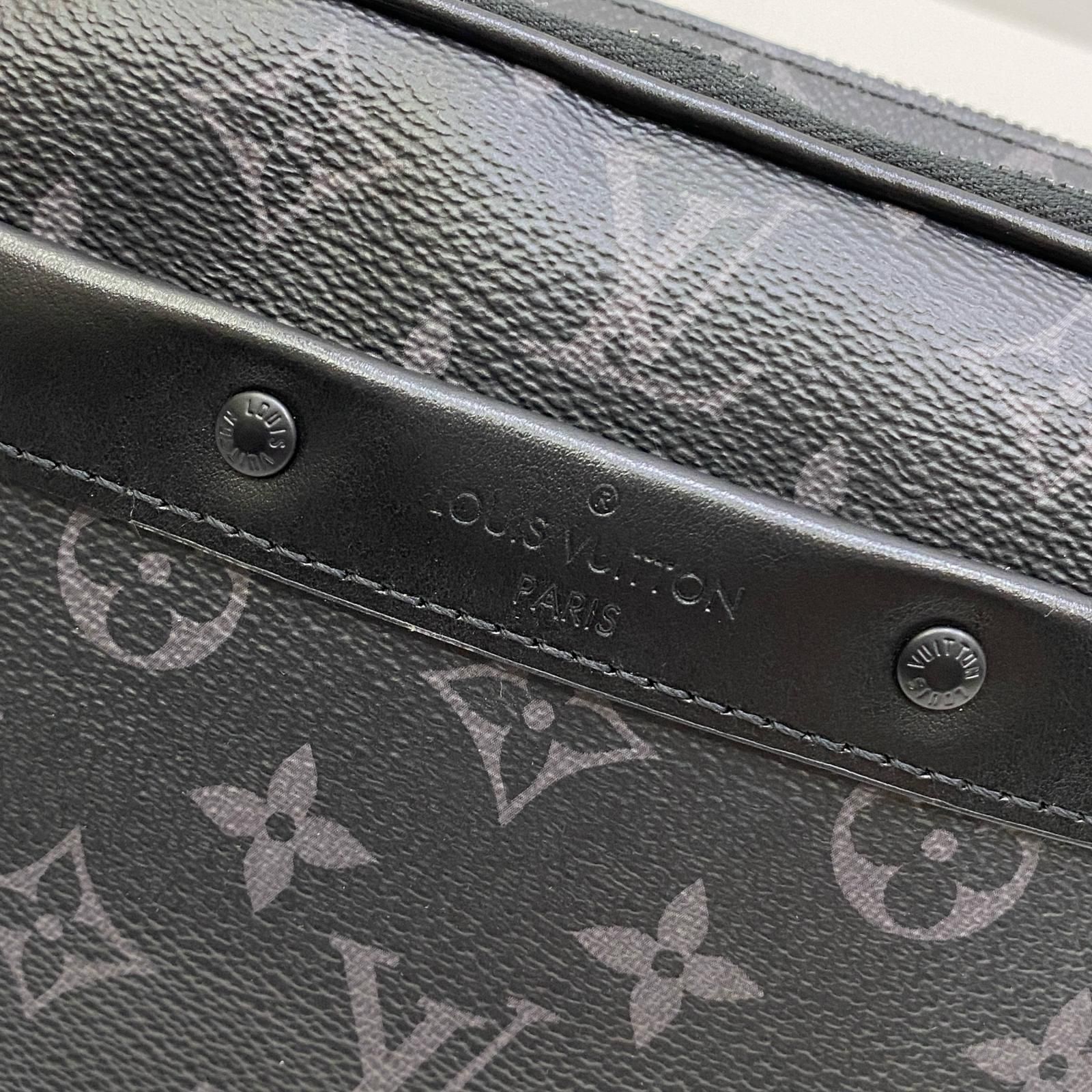 46955 モノグラム