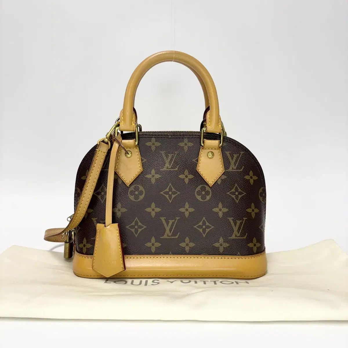 パピーズ ルイヴィトン モノグラム アルマ BB