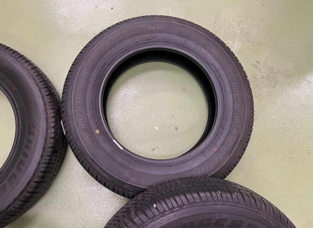  バリ山 258 157 01 ジムニー タイヤ 175 80 R 16 ブリヂストン デューラー H T 684Ⅱ 2018年製 ひび割れ無し 室内保管 溝約8 mm 夏タイヤ 16インチ サマータイヤ ノーマルタイヤ