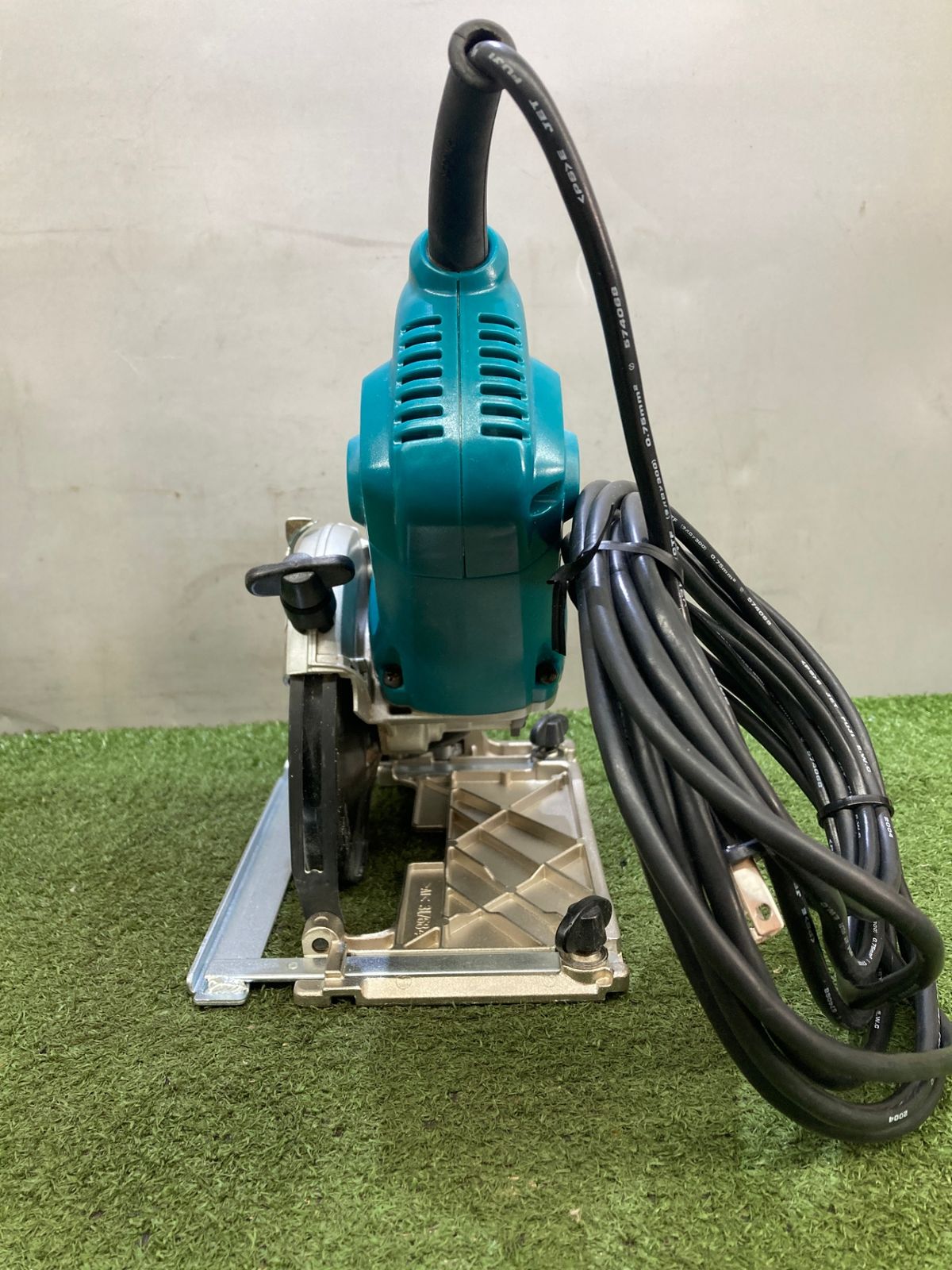 品 0921 makita マキタ 125㎜内装マルノコ 5240 L