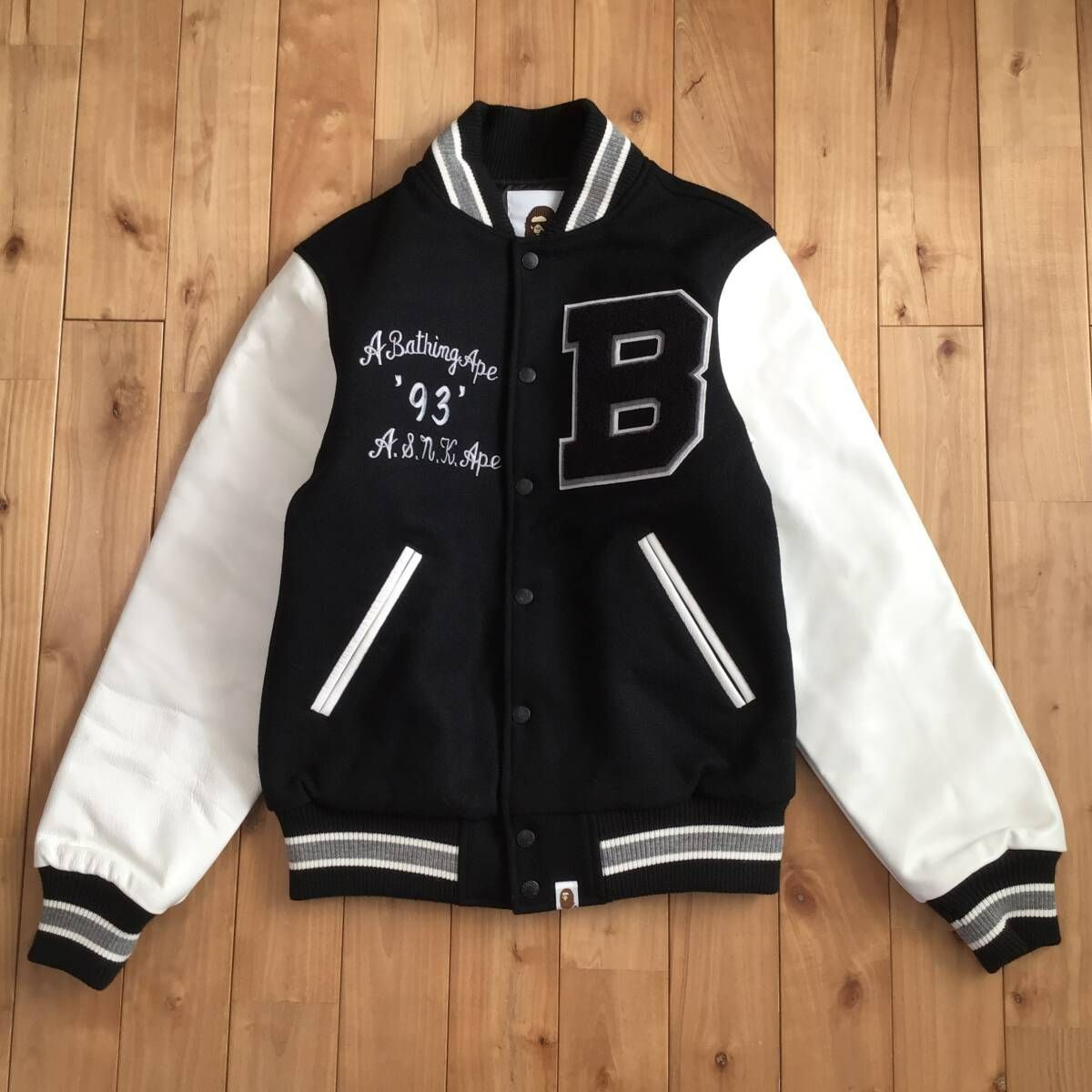 BAPE LOGO 袖レザー スタジャン Sサイズ ブラック a bathing ape star