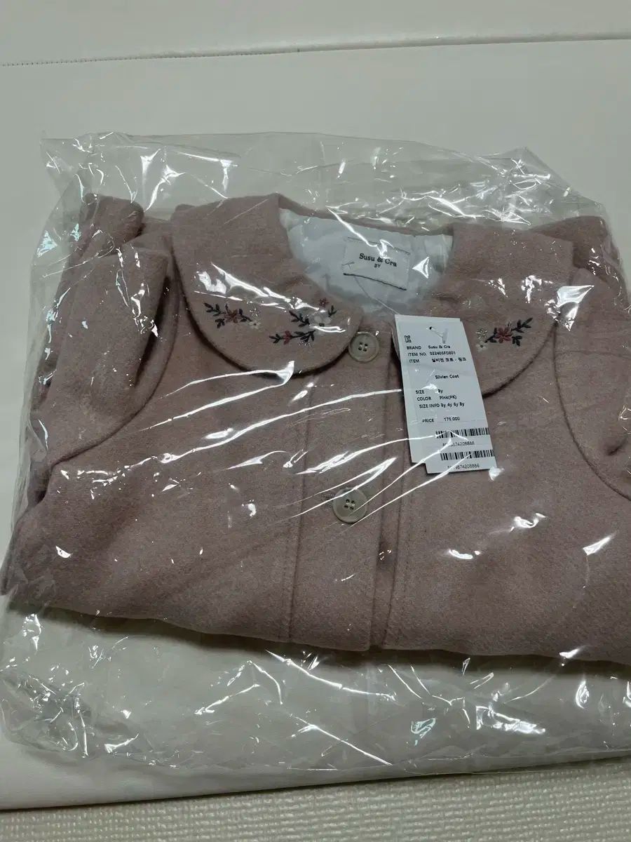 シュシュアンドクラ シルビエン コート ピンク 3 y