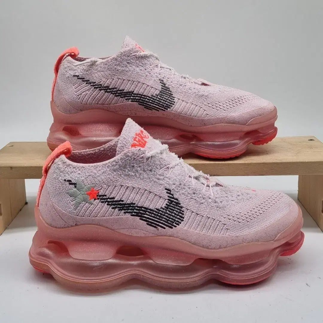 ナイキ エアマックス スコーピオン フライニット250 - メルカリ