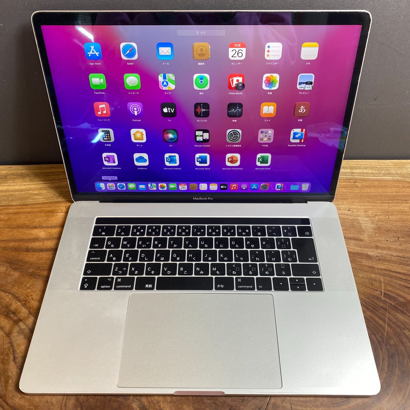 新品バッテリー/美品］Apple MacBook Pro 15inch 2016/Core i7 2.6GHz
